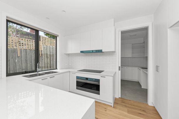 5/147 Woodhouse Grove, Box Hill North - Photo 1