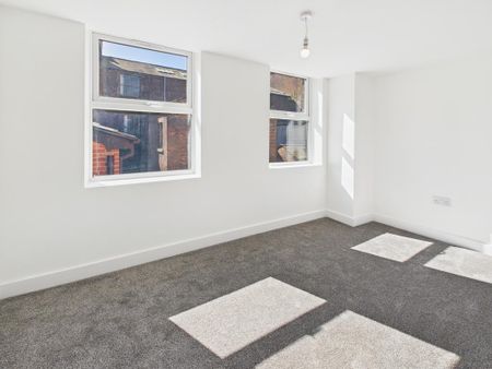 1 bedroom flat to rent - Photo 2