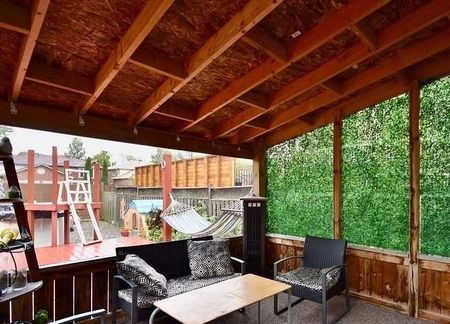 For Lease - 63 Barwick Drive, Barrie, Ontario - Photo 3