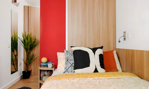 Basic En-Suite - Photo 1
