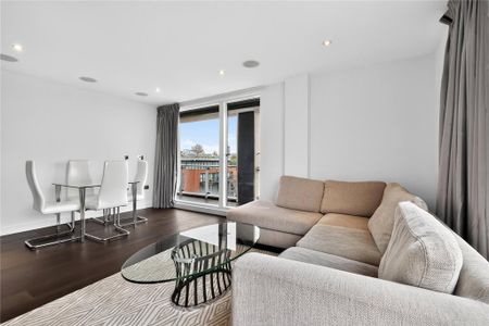 3 bedroom apartment to rent - Photo 2