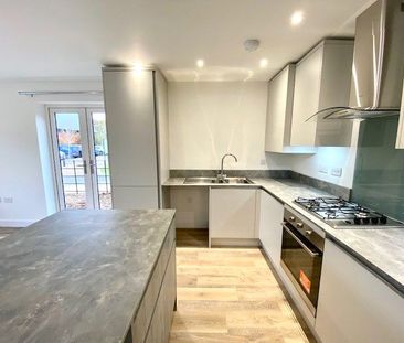 2 bedroom apartment to rent - Photo 4