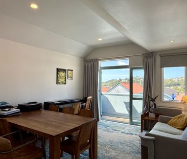 93a Kelburn Parade, Kelburn - Photo 1