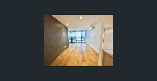 A Luxurious 2 Bedroom Apartment in The Emerald - Photo 1