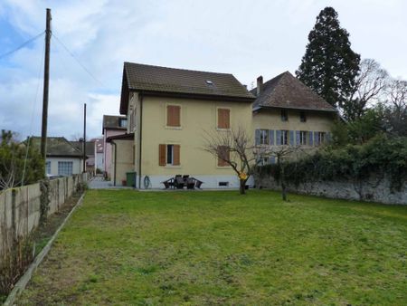 Charmant appartement de 3 pièces avec cachet, à deux pas du lac - Photo 3