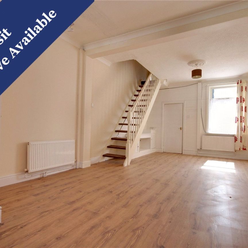 2 bed terraced house to rent in Aire Street, Middlesbrough, TS1 - Photo 1