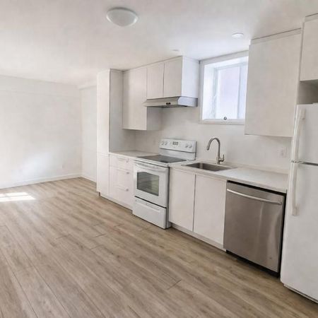 4½ Rénové –Metro Sauve et H. Bourassa – animaux acceptés- Ahuntsic - Photo 3