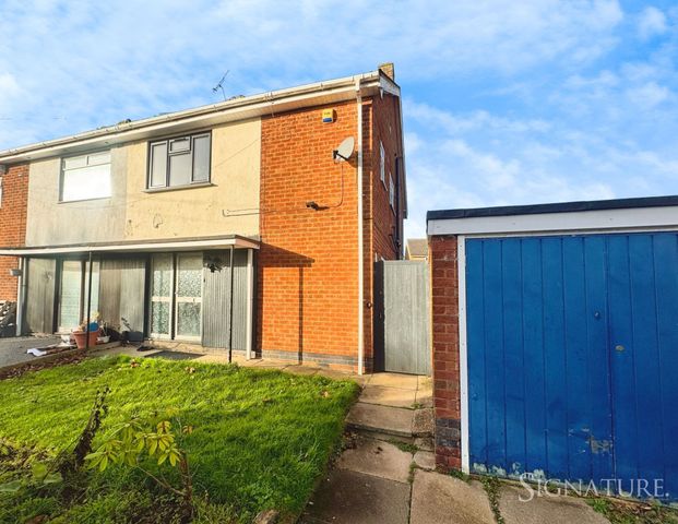 3 bed semi-detached house to rent in Newhaven Road, Leicester - Photo 1