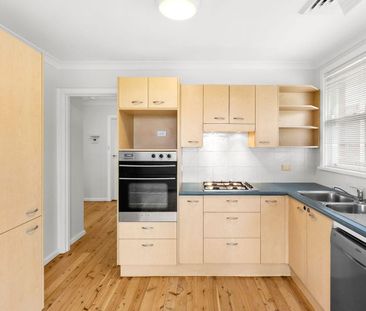 41 Southern Cross Way, Allambie Heights, NSW 2100 - Photo 1