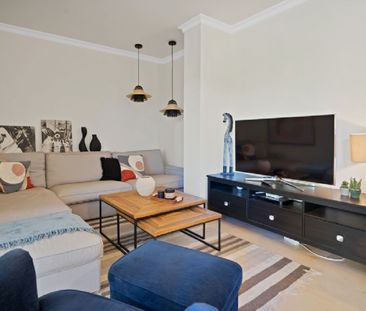 2 Bedroom Apartment For Rent in Marbella, Málaga - Photo 2