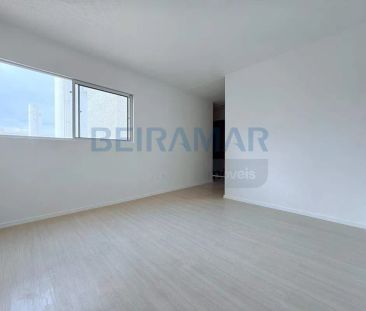 Condomínio 30 - Apartamento de 3 Quartos, 1 Suíte e 1 Vaga de Garag... - Foto 4