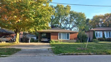 For Lease - 8 Clareville Crescent Unit# Lower, Toronto, Ontario - Photo 3