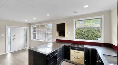 TAKARO - 3 BEDROOMS - Photo 3