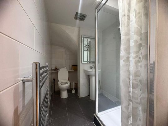 1 bedroom house of multiple occupation to rent - Photo 1