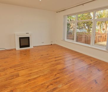 Semi-detached house to rent on - Photo 6