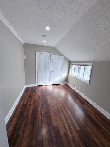 For Lease - 94 Park Road Unit# Upper, Oshawa, Ontario - Photo 3