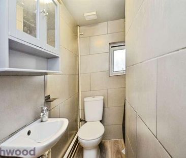 Norwood Road, Tulse Hill, London, SE27 - Photo 1