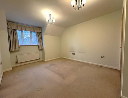 3 Bedroom Mews To Let - Photo 3