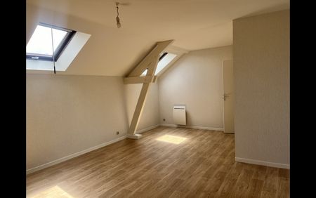 Location Maison 2 pièces 52 m² Pouligny-Notre-Dame - Photo 4