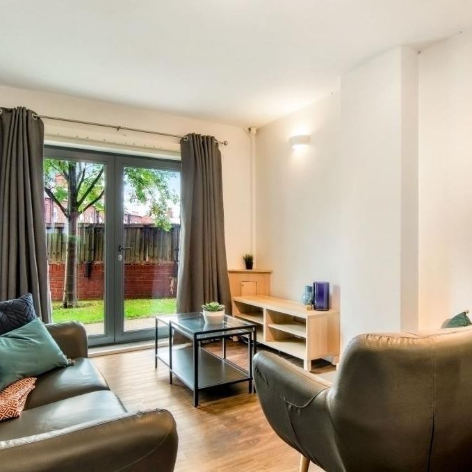 4 bedroom house to rent - Photo 1
