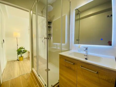 Avenida de Entrevías, Madrid, Community of Madrid 28053 - Photo 4