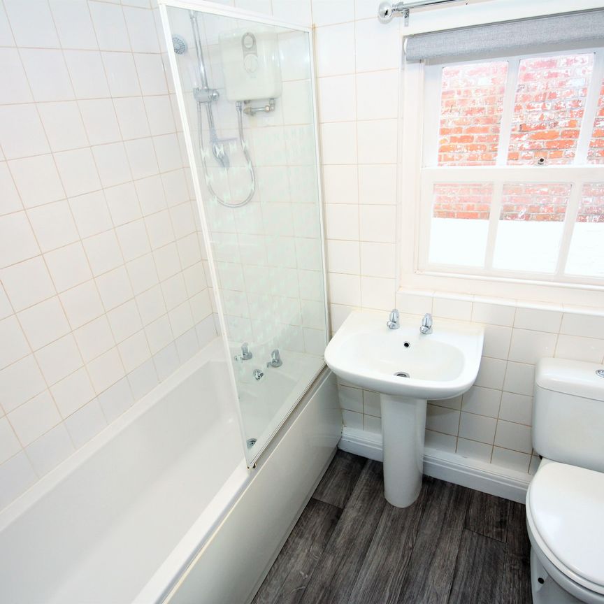Latham Street, Preston - Photo 1