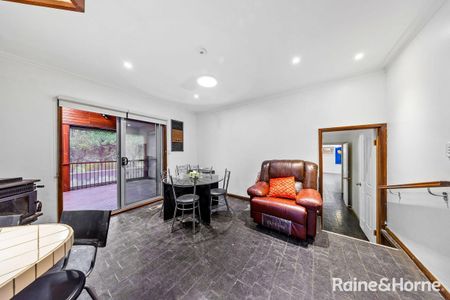 Large 4-Bedroom Home on 2.5 Acres - Photo 5