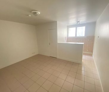 Location Appartement 1 pièce 21m² ROUEN 76000 - Photo 2