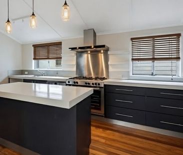 Sandgate - Photo 2