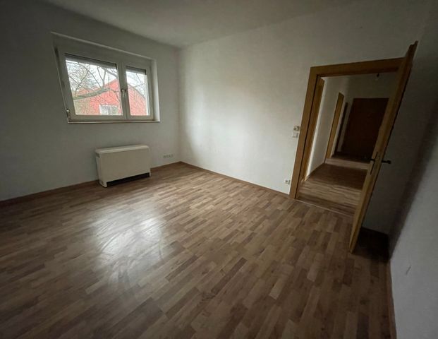 Mietwohnung in Erlangen - Noch vor Weihnachten einziehen: Ihr gemütliches Heim mit Einbauküche! - Foto 1