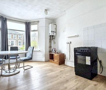 2 bedroom flat to rent - Photo 6