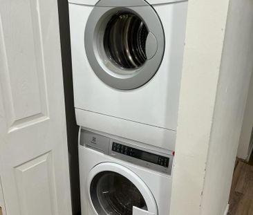 For Lease - 28 Ladore Drive Unit# (Upper), Brampton, Ontario - Photo 3