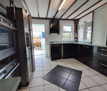 2 bedroom cottage to rent - Photo 2