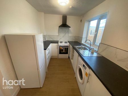 2 bedroom maisonette to rent - Photo 3