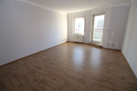 hübsche 2-Raumwohnung mit Balkon in Jößnitz - Photo 3