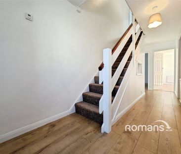 Chinnor Road, Bledlow Ridge, High Wycombe, HP14 - Photo 3
