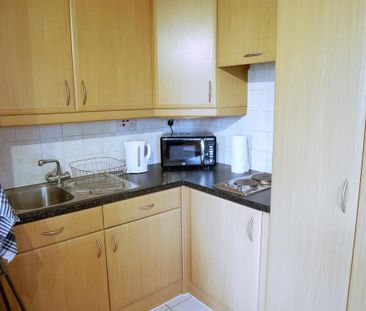 Studio to rent - Photo 4