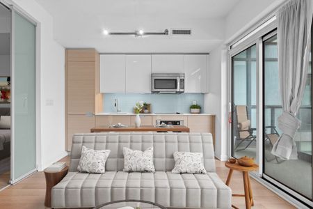 For Lease - 210 Simcoe Street Unit# 1002, Toronto, Ontario - Photo 5