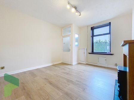 2 bedroom terraced house to rent - Photo 2