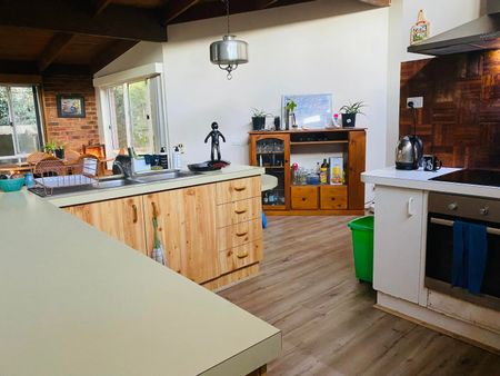 Bayswater North - Photo 4