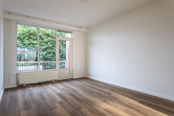 Appartement te huur: Breitnerlaan 340 2596 HH Den Haag - Photo 1