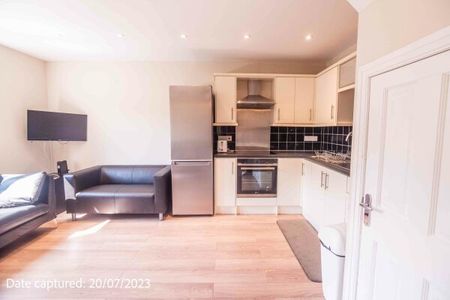 27 Barstow Avenue - Photo 4