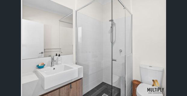 Modern Villa - Photo 1