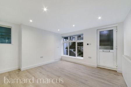 8 Thornhill Road - Photo 5