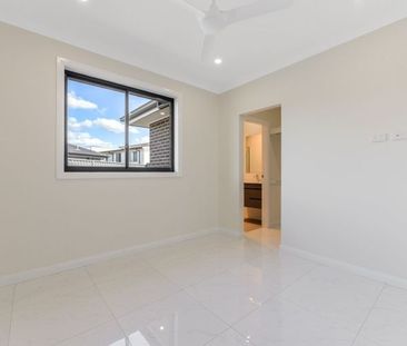 4 Bedroom Beauty - Photo 4