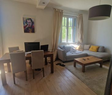 Location Appartement 3 pièces 63m² LYON 8ème - Photo 2