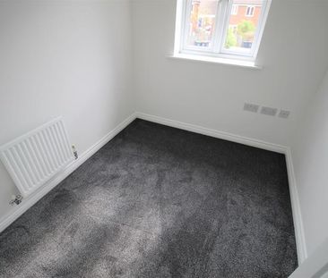 3 bedroom property to rent - Photo 1