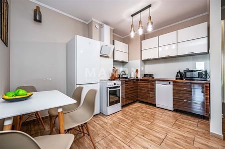 Oddzielne pokoje garaż niskie opłaty cisza - Zdjęcie 4