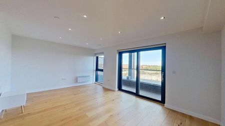 3 bedroom flat to rent - Photo 4