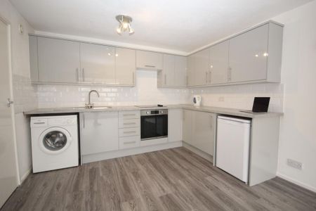 1 bedroom flat to rent - Photo 3